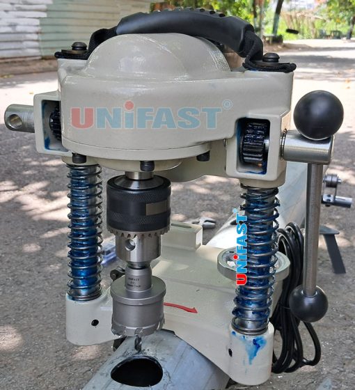 Máy khoan ống JK114